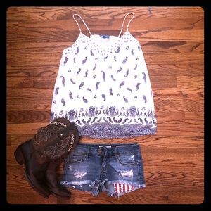 Flowy sleeveless blouse